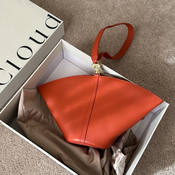 Brand new with a box A.Cloud bag - Picture 7 of 9